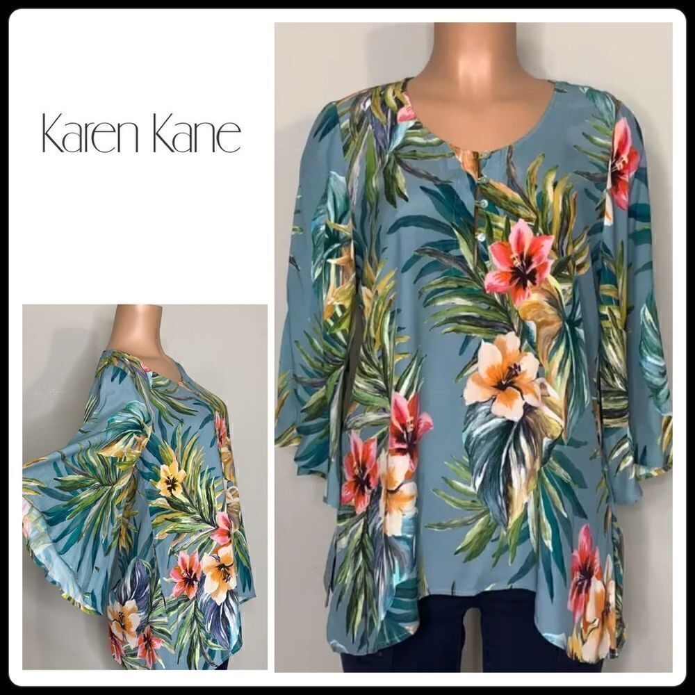 New. Karen Kane tropical print bell sleeve top. Runs big. 4-8